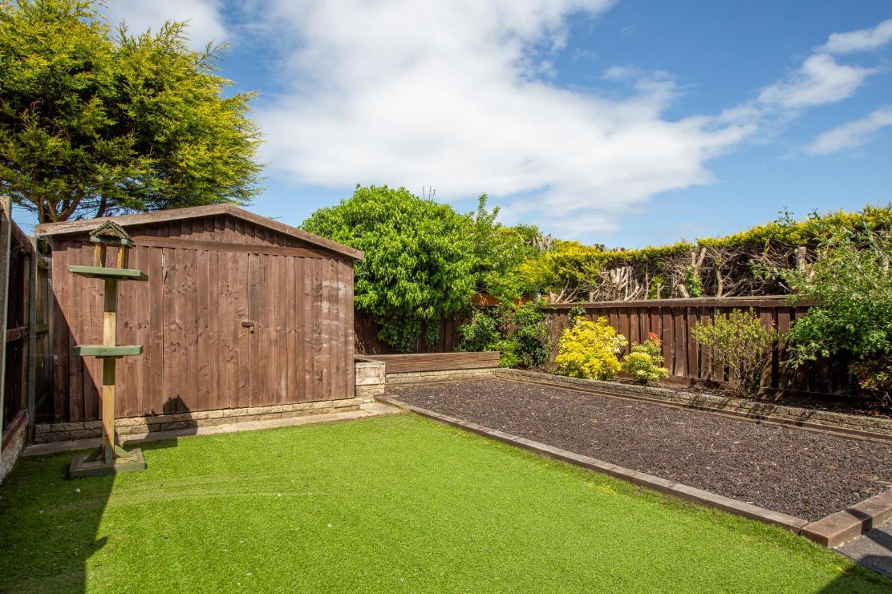 Curlew - 3 Bedrooms Wi-Fi, Parking, Contractors Thornton  Exterior photo