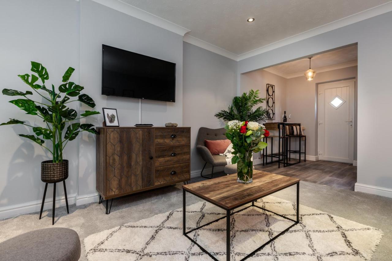 Curlew - 3 Bedrooms Wi-Fi, Parking, Contractors Thornton  Exterior photo