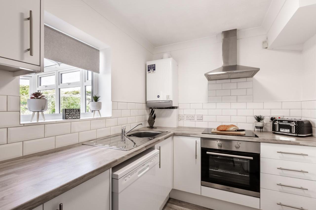 Curlew - 3 Bedrooms Wi-Fi, Parking, Contractors Thornton  Exterior photo