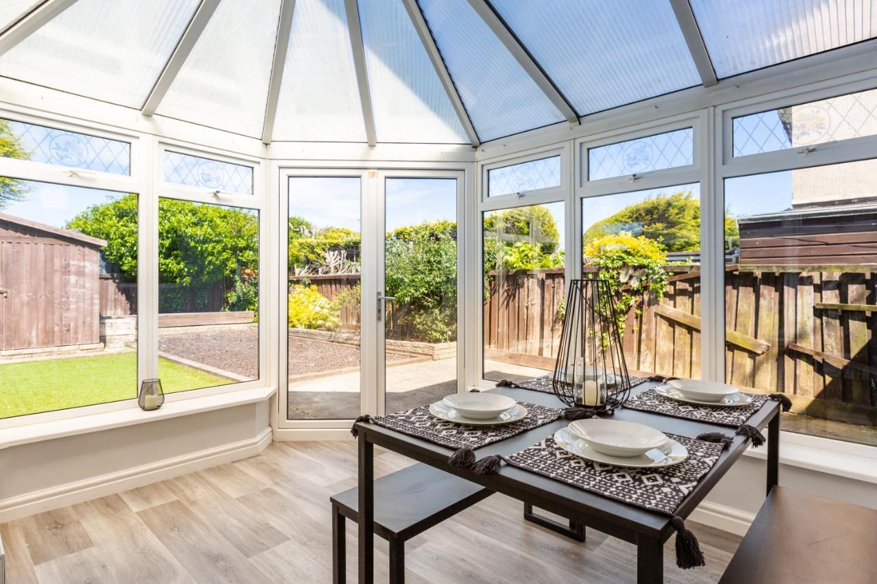 Curlew - 3 Bedrooms Wi-Fi, Parking, Contractors Thornton  Exterior photo